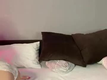 petalpage on Chaturbate