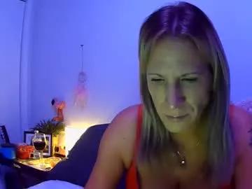 Chaturbate ryeanne25 is Freechat ryeanne25 — Ryeanne25's room #fitmilf #naturalbigboobs #tightpussy #piercings #wine