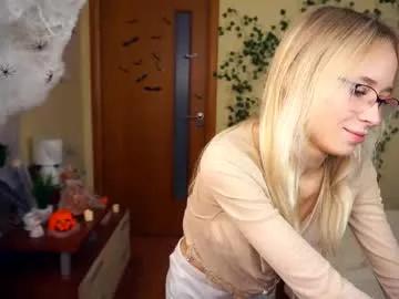 shelleybuss on Chaturbate