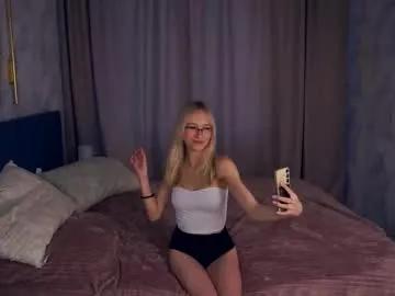 shelleybuss on Chaturbate