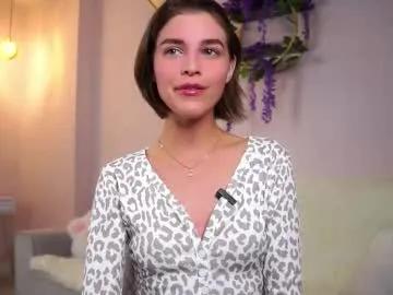 Freechat shelleyharn on Chaturbate