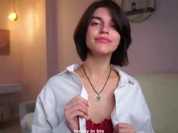 Freechat shelleyharn on Chaturbate