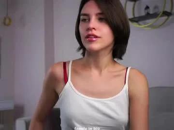 Freechat shelleyharn on Chaturbate