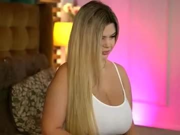 sophieboobsx on Chaturbate