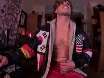 straightishd on Chaturbate