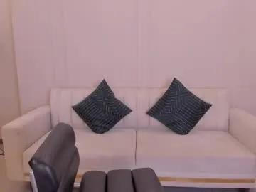 Freechat sunnyrivers_ on Chaturbate