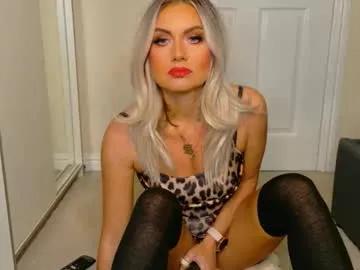 tinkerbell822 on Chaturbate