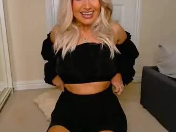 tinkerbell822 on Chaturbate