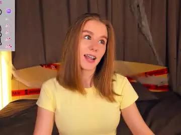 trinahillier on Chaturbate