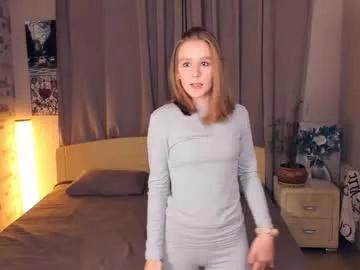 trinahillier on Chaturbate