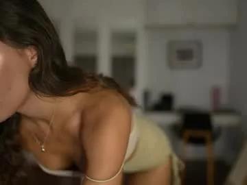 valerieh — show tits and play with nipples [1530 tokens left] this is my new page. Experience new sensations and don't forget to subscribe #new #lovense #young #brunette