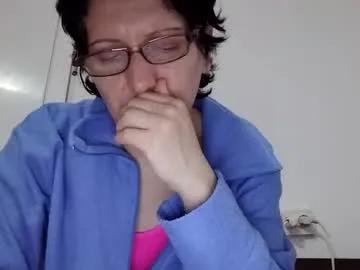 vera_elle — Goal: High neels&naked show #dance #dirtytalk #twerk #party #kinky - Next Goal: Show Panties