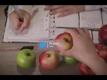 Freechat victoriaw_1 on Chaturbate