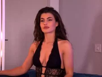 Freechat yasminaluna on Chaturbate