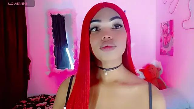 Aishasexy18 on StripChat