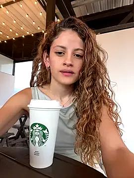 alana15 on StripChat