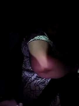 AleshaArabian on StripChat