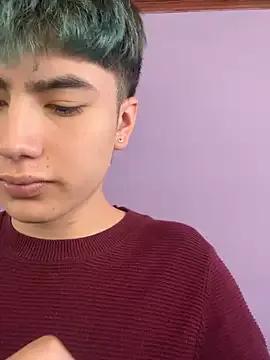 AlexanderCollman on StripChat