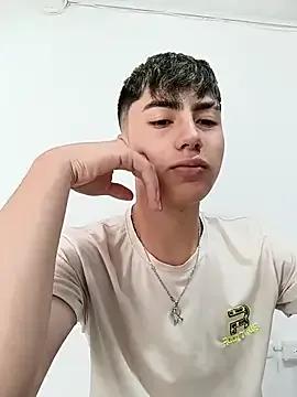 AlexanderCollman on StripChat