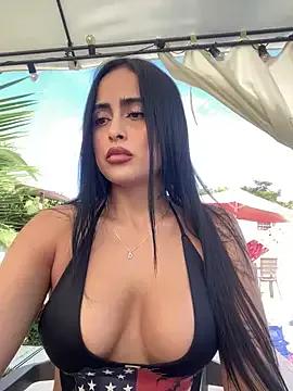 Alexandra_duque on StripChat