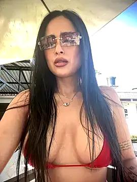 Alexandra_duque on StripChat
