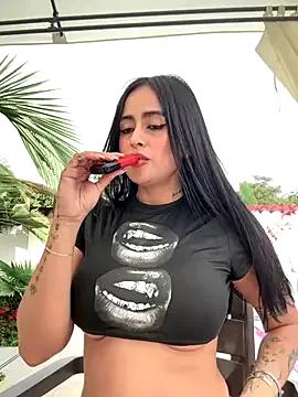 Alexandra_duque on StripChat