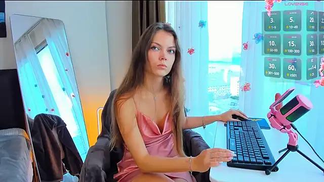 Alice_neon on StripChat