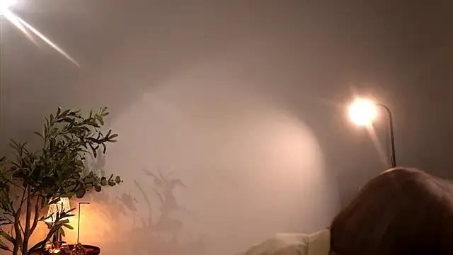 alittlestarrr on StripChat