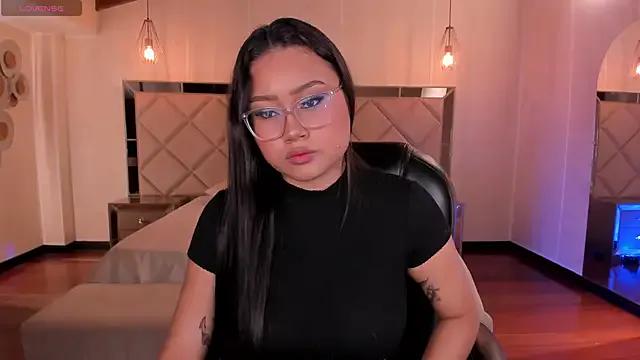 Freechat AmberLewis_ on StripChat