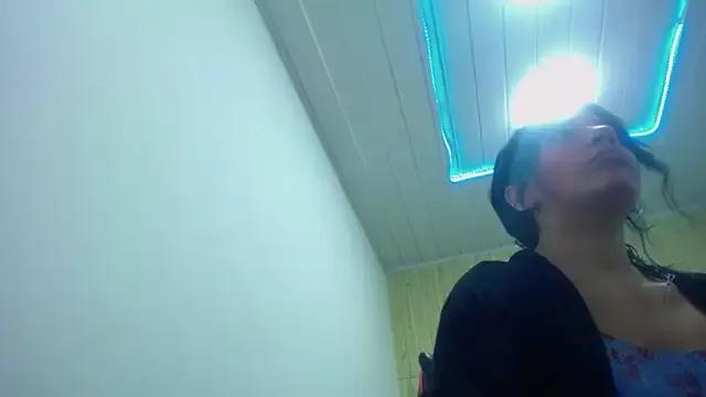 angelie_3 on StripChat