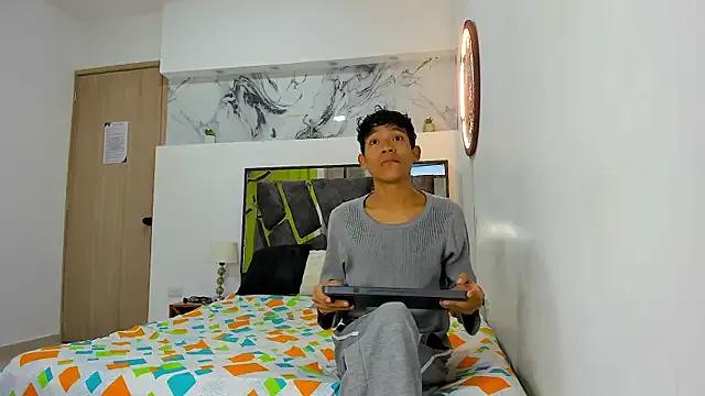 BEAUTY_BOYS1 on StripChat