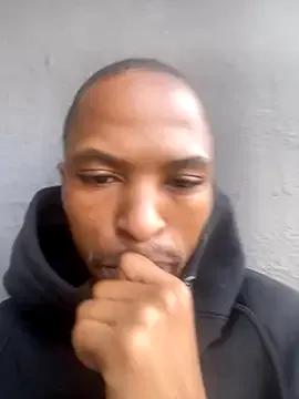 BlueIceCube on StripChat