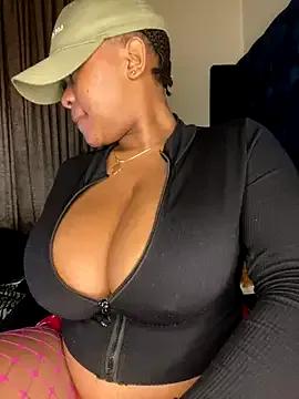 Private Boneca25 on StripChat