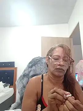 BustyMilf_ on StripChat