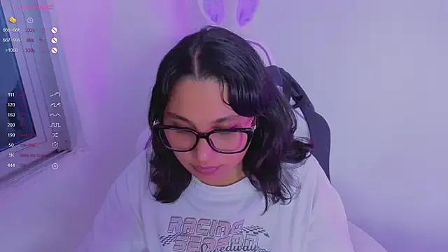 Freechat Cuteprincess21 on StripChat