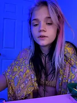 Cutiepiespanks on StripChat