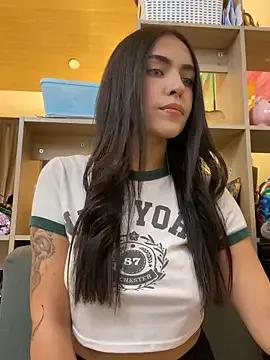 Freechat DaphneUwu on StripChat