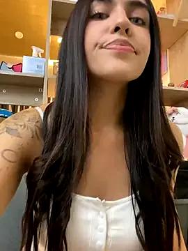 Freechat DaphneUwu on StripChat