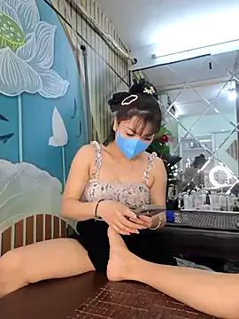 Dawn_hope on StripChat