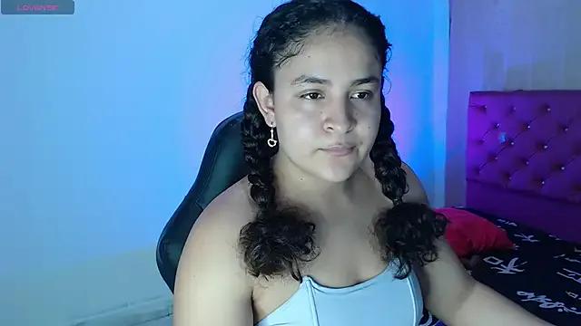 diana_fitass on StripChat