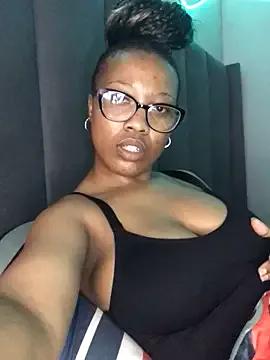 Doja_Peach on StripChat