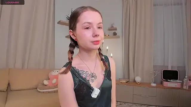 DominikaElis on StripChat