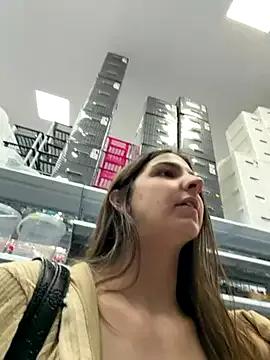 DoriDeluxe66 — Show pussy