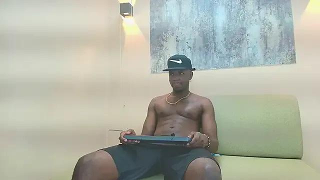 Freechat DOUGLAS_099 on StripChat