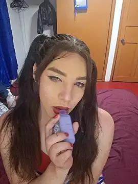 dulcenia_rose on StripChat