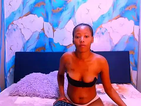 ebonypretty4u69 on StripChat