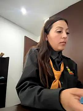 Emily-7_ on StripChat