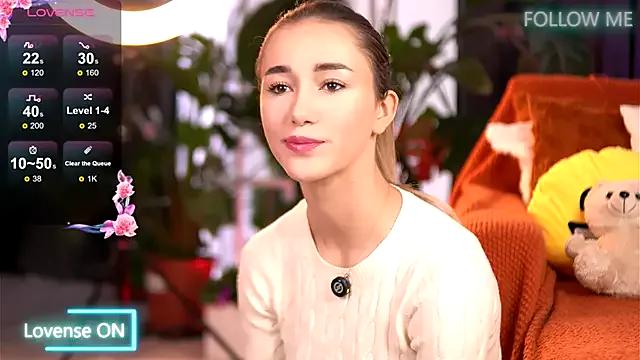 Group EmilyRaymont on StripChat