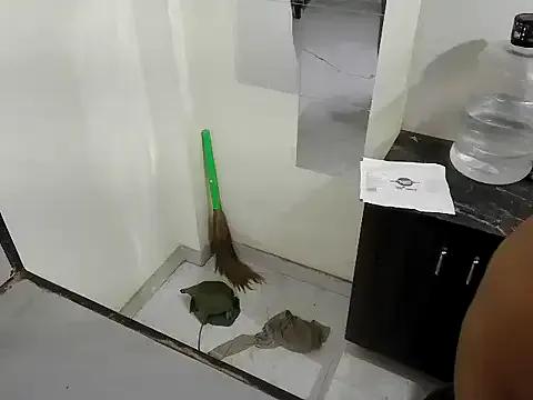 fitbuddy1 on StripChat