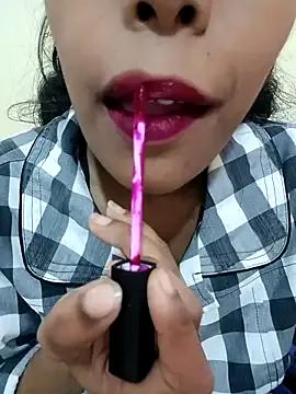 Fuck_me_babyy on StripChat